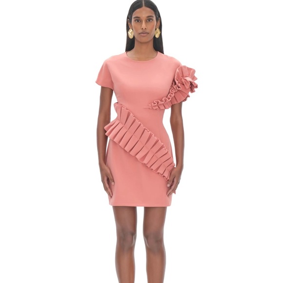 Wore once. - Picture 1 of 3